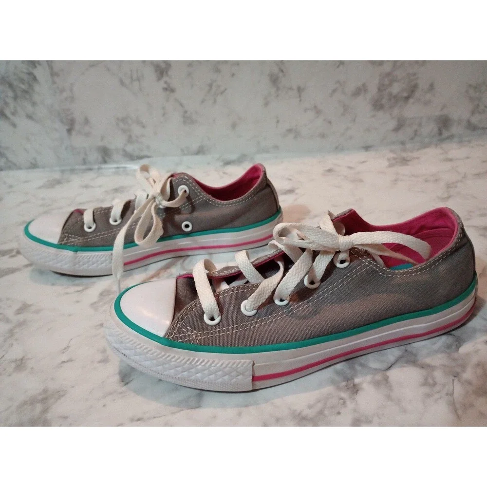 Converse All-Star Shoes Size 2